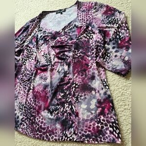 🌈 Laura Plus Size 1X Abstract Print 3/4 Sleeve Top